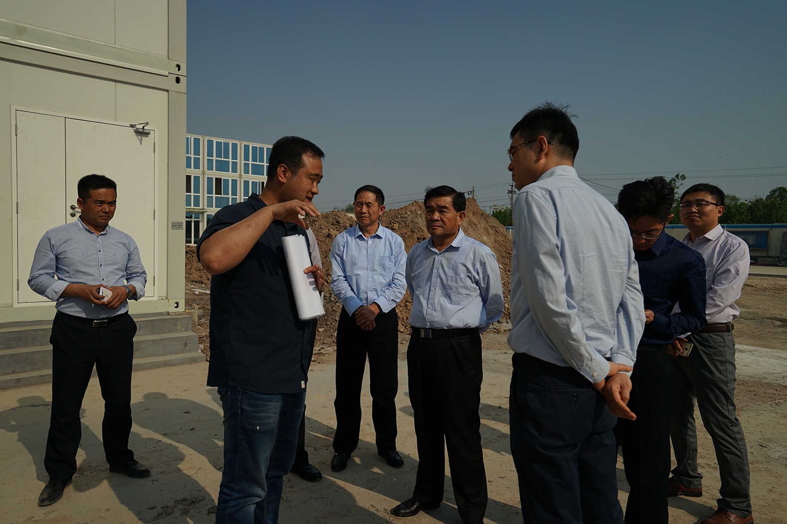 6、農(nóng)高區(qū)管委會副主任楊同柱到集團公司視察指導(dǎo).jpg